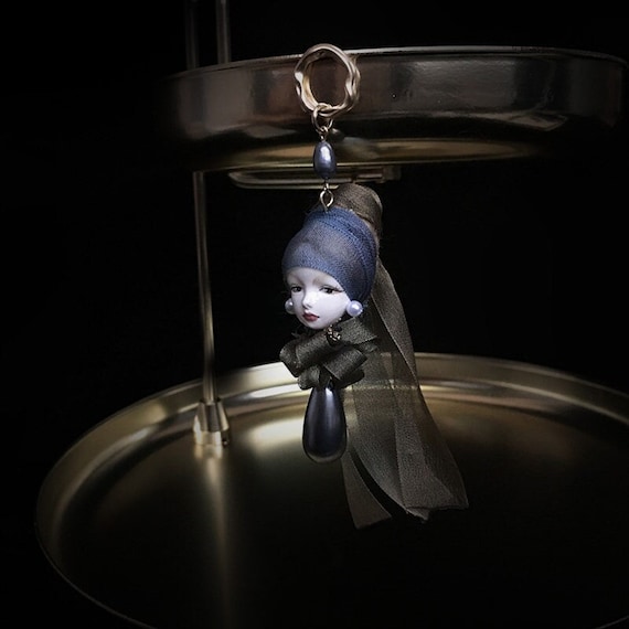Exquisite cheap doll design