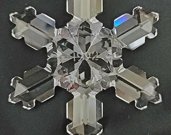 Swarovski 2002 Annual Edition Engraved Crystal Christmas Ornament