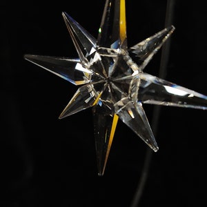 On-Sale-For-Short-Amount-of-Time 1995 Elegantly Beautiful Swarovski Annual Snowflake Ornament