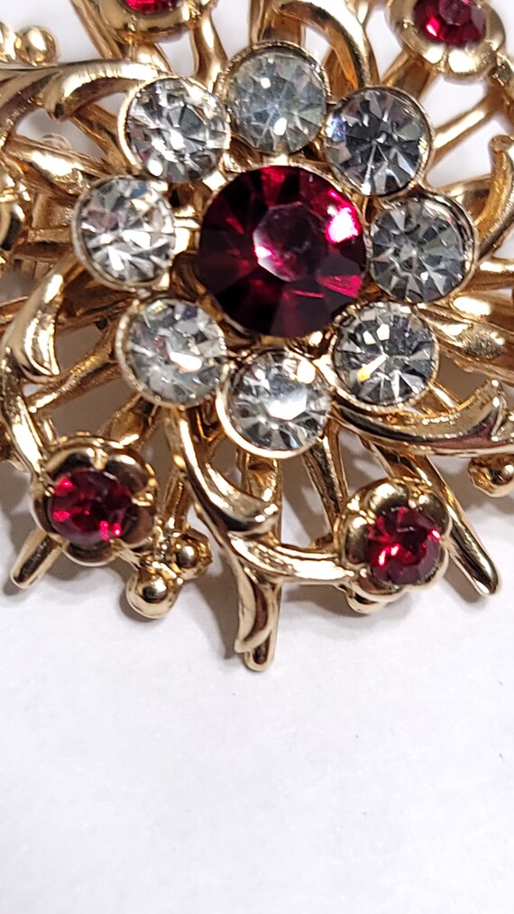 Gold Tone Brooch Red & Clear Stones - image 5