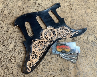 Custom punziertes Leder Pickguard passend für Fender Stratocaster List SSS HH HSH