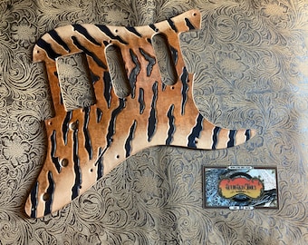 Custom Leder Bengal Tiger Stripe Pickguard passend für Fender Stratocaster Listing SSS HSS HSH