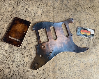 Custom Punziertes Leder Pickguard Backplate Combo passend für Fender Stratocaster Synth HSS