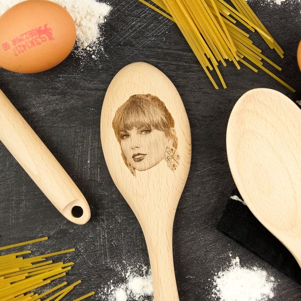 Taylor's Face on a Spoon, Funny Taylor Gift Idea, Engraved Baking Gift, Cooking Gift, Chef Housewarming, Chef Birthday