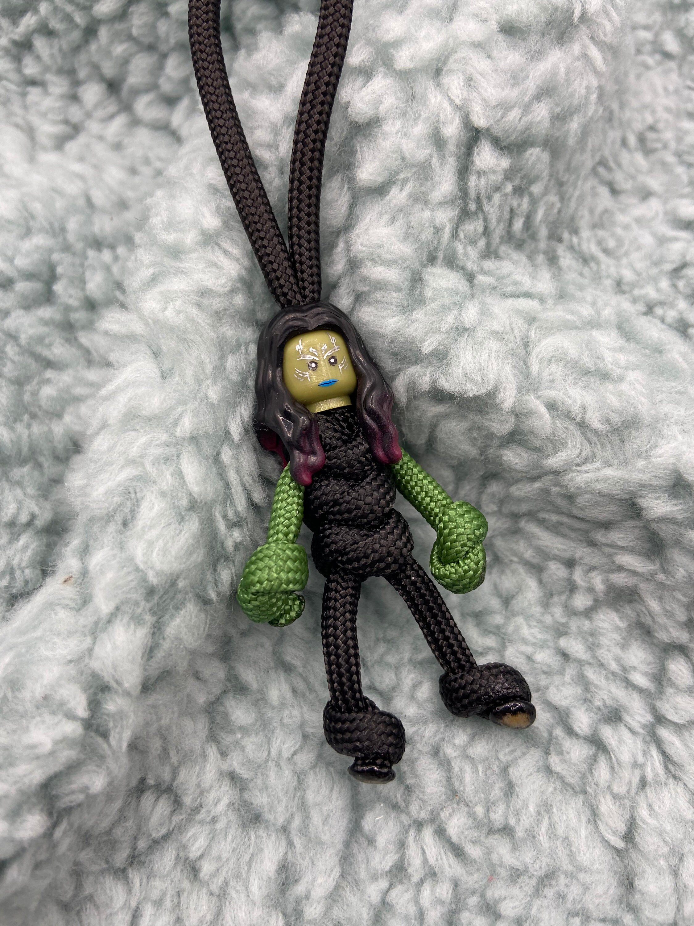 Paracord keychain