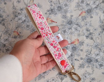 Keychain wristlet, Fabric keyring, Pink keychain for firls, Gift for girls, Birthday gifts, Cute accesories