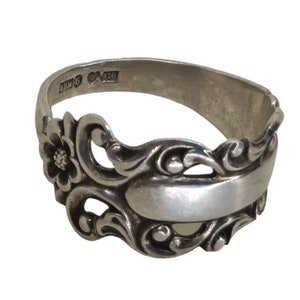 Gorgeous swedish silver spoon ring with floral