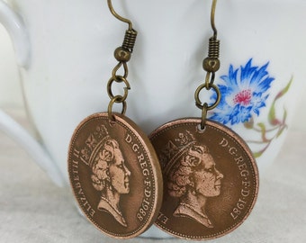 Gorgeous young queen Elizabeth II two Pence from the 80s and 90s coin earrings