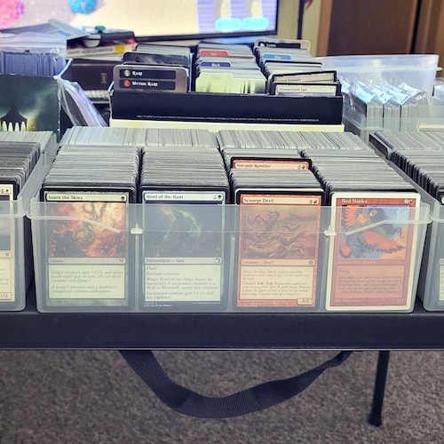 400 Assorted Magic the Gathering MTG Card Lot With Rares/mythics