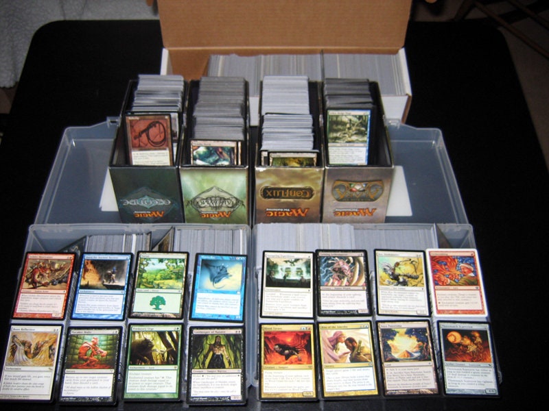 200 Assorted Magic the Gathering MTG Card Lot With Rares