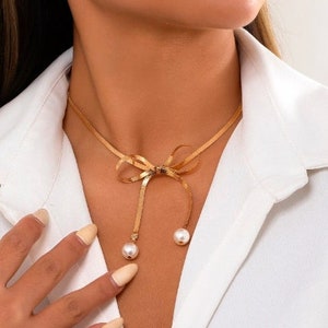 Chanel Bow Necklace 