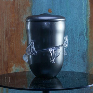 Unique cremation urn of Bohemian crystal - Hand blown crystal technique - Personalized Memory Plaque
