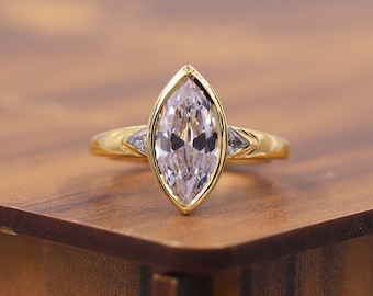 Anillo de compromiso de moissanita de tres piedras, anillo de promesa de solitario de oro macizo, regalo de aniversario, anillo de diamantes laterales de corte billón, anillo con conjunto de bisel