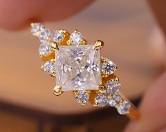 Anillo de compromiso Moissanite de talla princesa, anillo de boda de diamantes en racimo de 1,5 CT, anillo minimalista de oro macizo, anillo de aniversario de solitario