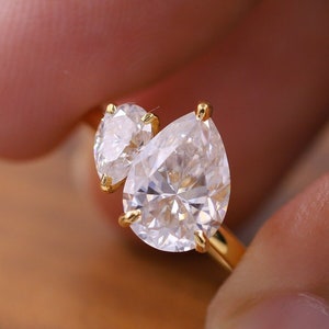 Toi Et Moi Anniversary Ring, Pear Cut Moissanite Engagement Ring, Two Stone Promise Ring, 14k Solid Gold Proposal Ring, Wedding Gift For Her