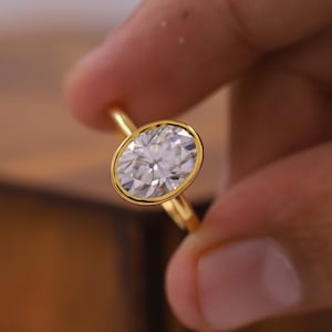 Stunning Oval Cut Moissanite Diamond Engagement Ring, 10/14/18K Gold Bezel Set Solitaire Wedding Ring, Anniversary Ring For Her, Unique Ring