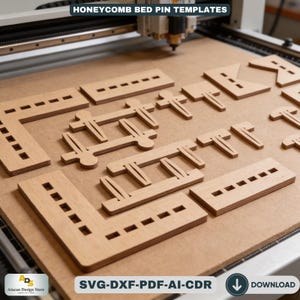 Puede incluir: Un juego de tres tazas de cerámica con un acabado moteado y mate. Las tazas son en tonos crema, gris claro y gris oscuro. Cada taza tiene un diseño simple y minimalista, ideal para café o té.