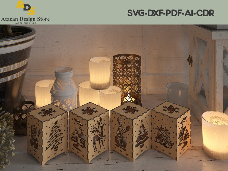 K&ouml;nnte beinhalten: Ein Set aus f&uuml;nf Weihnachtslaternen aus Holz mit filigranen Ausschnitten. Jede Laterne zeigt eine andere Weihnachtsszene, darunter einen Schneemann, einen Weihnachtsbaum, ein Rentier, ein Haus und einen Schlitten. Die Laternen werden von warmem Kerzenlicht beleuchtet.