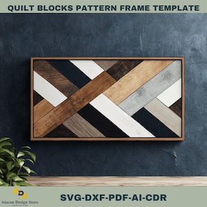 Può includere: Un download digitale di un modello di cornice per motivi di blocchi di trapunta. Il modello presenta un design geometrico con diverse tonalità di legno marrone, nero, bianco e grigio. Il testo "SVG-DXF-PDF-AI-CDR" è visualizzato nella parte inferiore dell'immagine.