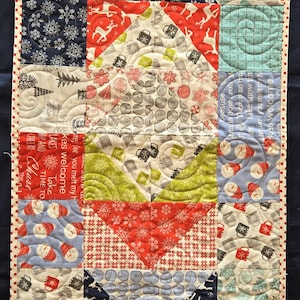 Christmas Tablerunner in snow themed fabrics