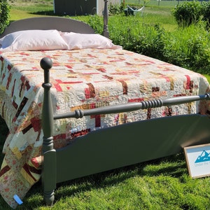 Montana made queen size Moda fabric Quilt