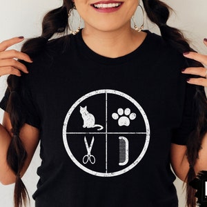 Cat Groomer Crewneck T-shirt, Gift For Cat Groomer, Cat Worker Tee, Cat Lover Gift, Cat Owner Shirt, Cat Mom T-shirt, Pet Owner Gift