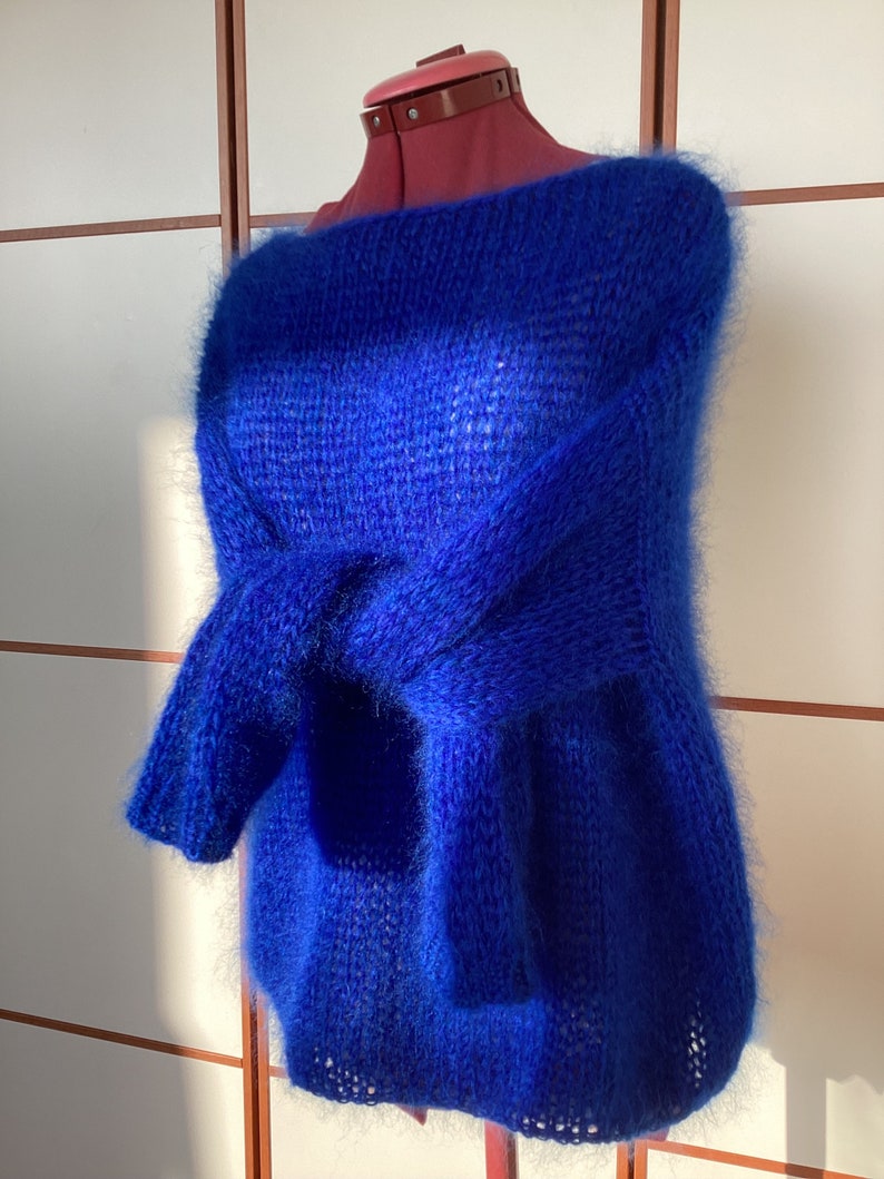 Übergroßer Pullover aus Mohair, Merino, Seide azzurro bluette