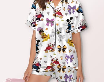 Ensemble de pyjama d'Halloween dessin animé Noeuds Coquette - Mignons vêtements de nuit inspirés des personnages avec des costumes effrayants et des imprimés festifs