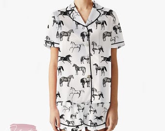 Pferdeliebhaber Pyjama Set - Schwarz-Weiße Nachtwäsche mit Reiter-Print für Damen, Pferde-Print Loungewear, Bauernhof-Tier-Geschenk-Set