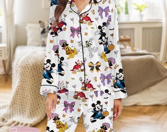 Ensemble de pyjama d'Halloween dessin animé Noeuds Coquette - Mignons vêtements de nuit inspirés des personnages avec des costumes effrayants et des imprimés festifs