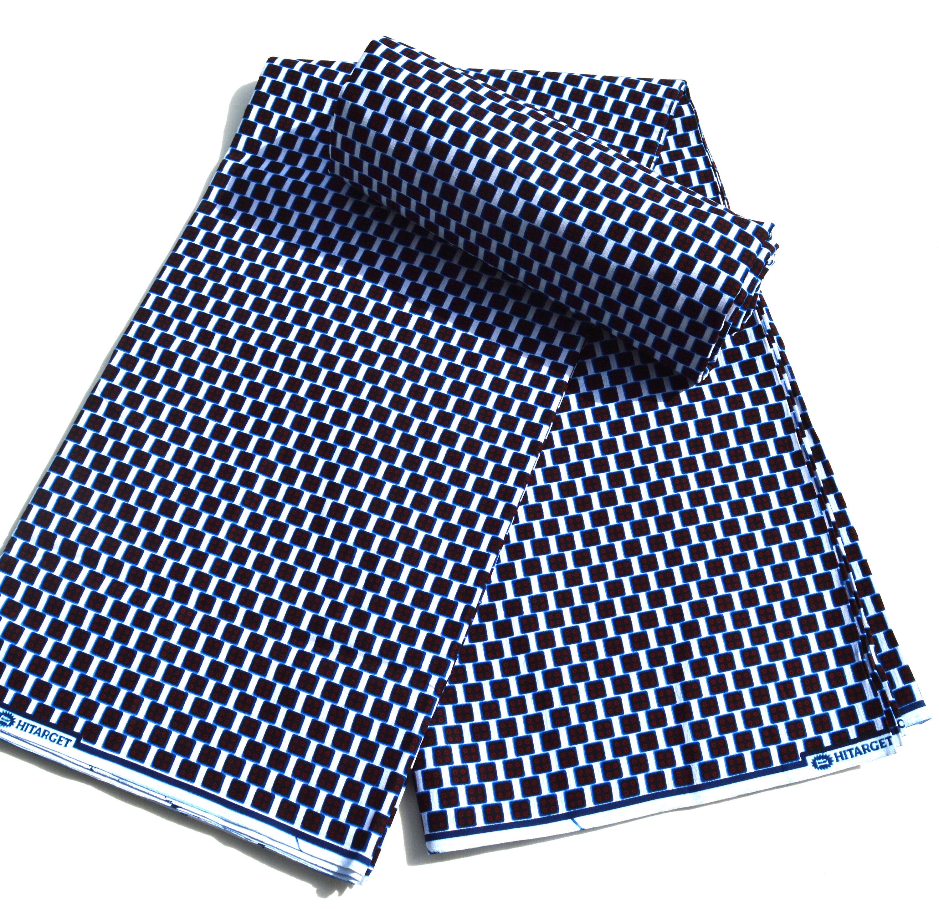 Tissu Imprimé Winnie 100% Rayon - 46x45 Pouces - 3 Yards Pour 15 - Neuf