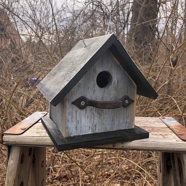 Rustic Outdoor Birdhouses Songbirds Aged Appearance Clean Out Primitive Metal Handle Dimensions 8x7x8