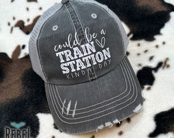 Podría ser un tipo de día de ESTACIÓN DE TREN, sombrero trasero de malla IMPRESO, divertido, gorra unisex
