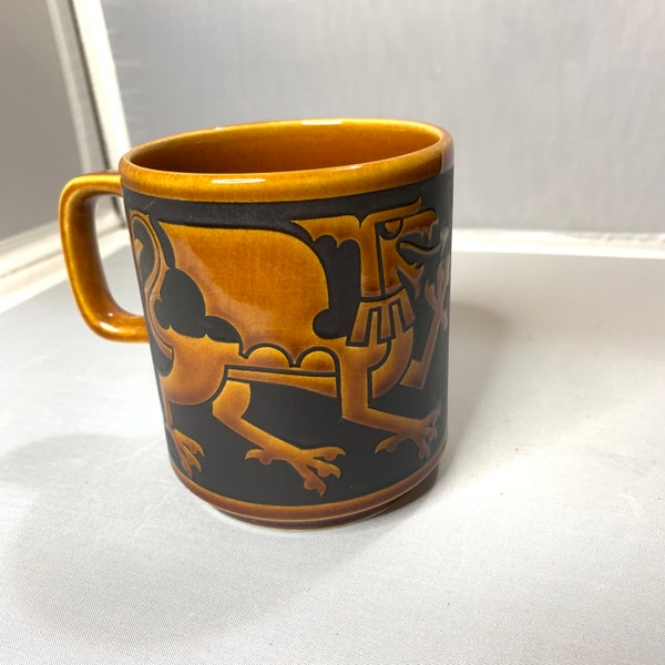 Vintage Hornsea Pottery Ceramic Welsh Dragon Brown Mug Rare 1970’s John Clappison Made in England Prince Charles investiture Celebration