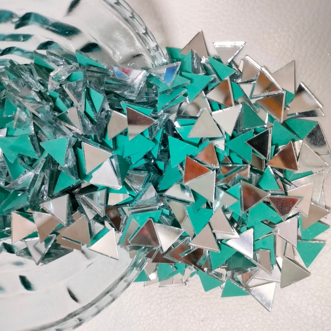 Triangle Shape Mirror Pack Of 50 Gram -Design 1