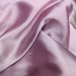 Zwiebel Rosa Seidensatin, Seidensatin Stoff, weicher seidiger Satin, Brautkleid, Hochzeitskleider, Seide Charmuse Apperal