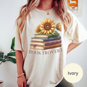 Comfort Colors T-shirt Booktrovert Shirt Bookish Shirt for Women Vintage Reading Shirt Gift for Book Lovers Gift Librarian Book Shirt