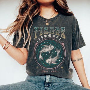 Comfort Colors Zodiac Pisces Vintage Tee, Celestial Pisces Shirt, Oversized Tee, Astrology T shirt, Zodiac Birthday Gift, Gift For Pisces