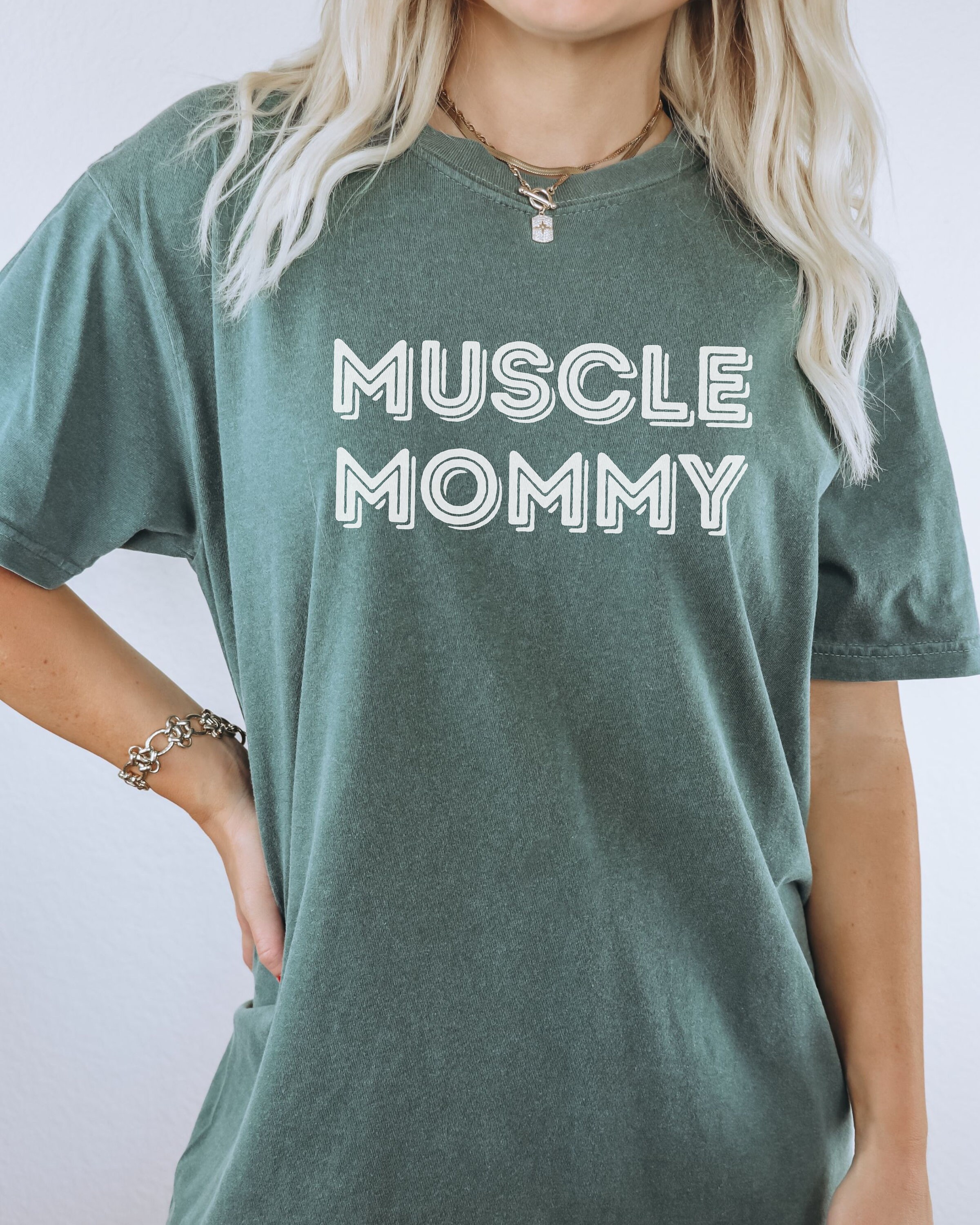 Comfort Colors Tshirt, Pump Cover Shirt, Muscle Mommy T-shirt, Gym Shirt  for Women, Workout Shirt, Weight Lifting Tee Gym Lover Gift for Her 