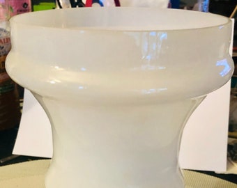 Large vintage vase in white opaline, in exceptional condition