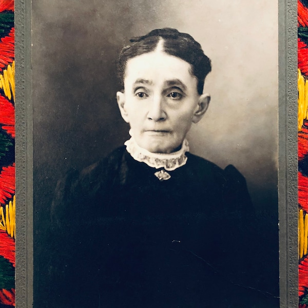 Cabinet of elderly lady with dyed hair ca 1880s