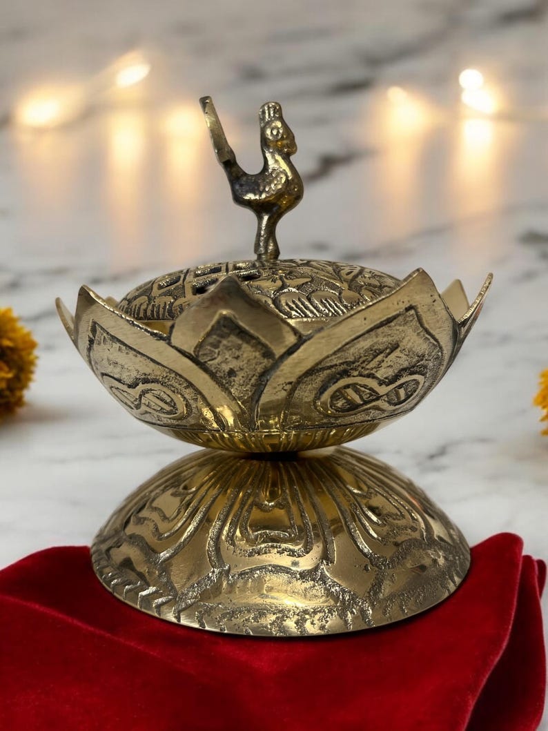 5 inch Mayur/lotus Dhuni