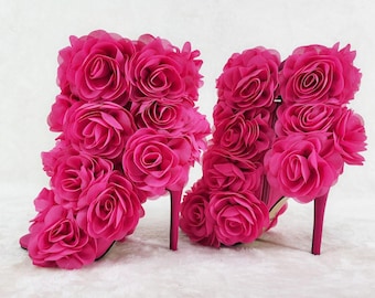 Botines elegantes Xoanna de tacón alto de 10 cm con estampado floral 3D, color fucsia.