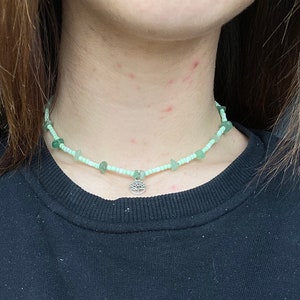 Jade pendant choker