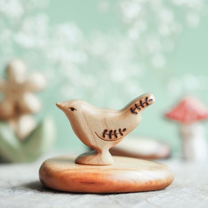 Wren Wooden Toy - Waldorf toys - Bird wooden figurine