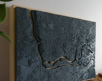 Bristol - Large 3D Model in Wooden Frame