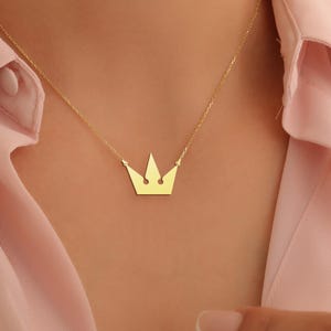Crown Necklace,18K Gold Plated Dainty Queen Crown Necklace Sterling Silver, Cute Jewelry, Princess Crown Charm, Royal Jewelry, Gift For Her