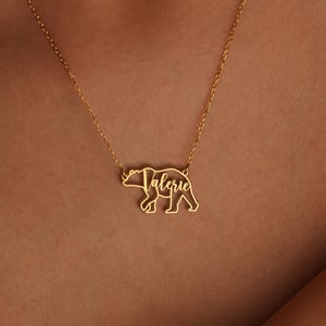 Bear Necklace with Name, Bear Necklace in Sterling Silver, Bear Necklace for Woman, Bear Charm Jewelry, Animal Charm