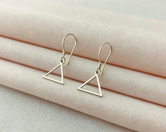 Open Triangle Dangle Earrings, Minimalist Geometric Drop Earrings, Simple Wire Earrings, Everyday Jewelry for Women, Modern Gift for Her