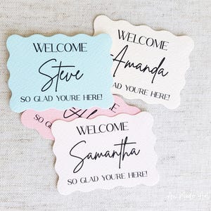 Marque-places d'invité de mariage par Oxee, marque-places personnalisés aquarelle